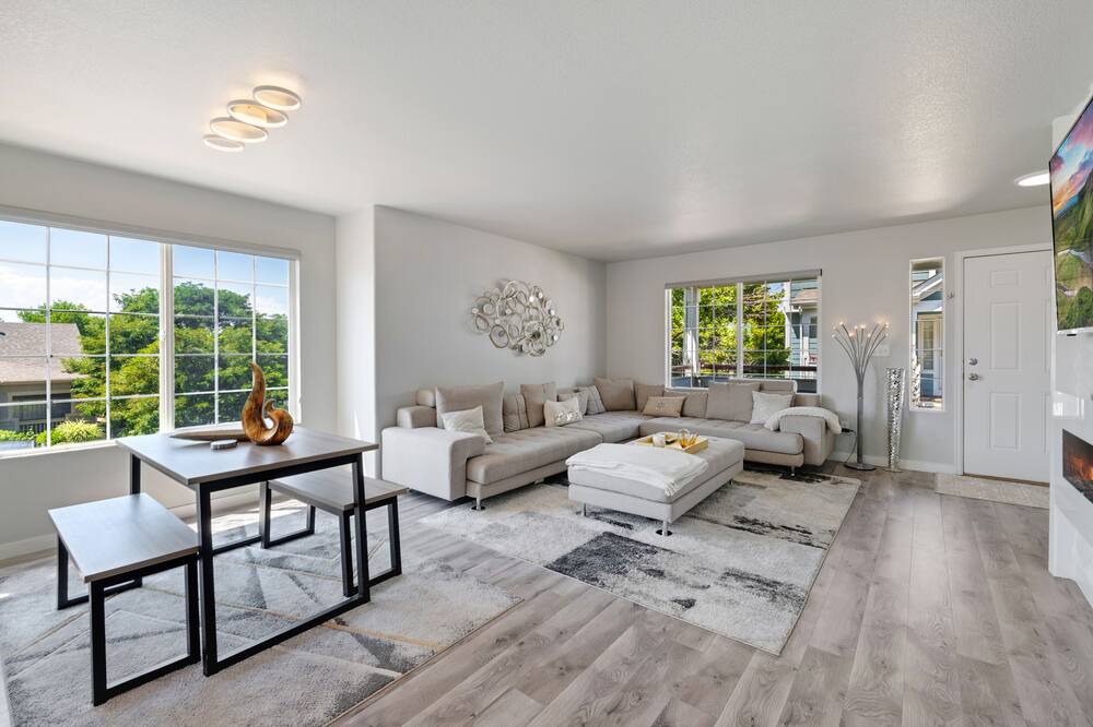 Photo of Livingroom in Greeley