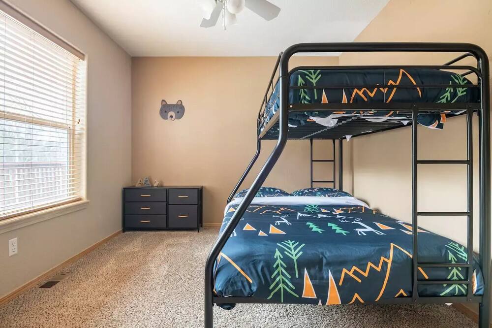 Photo of Bedroom in Woodland Park