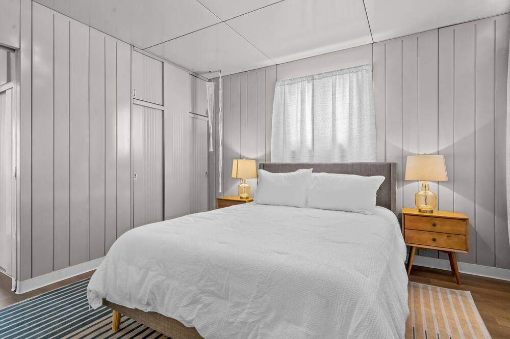 Photo of Bedroom in University Heights
