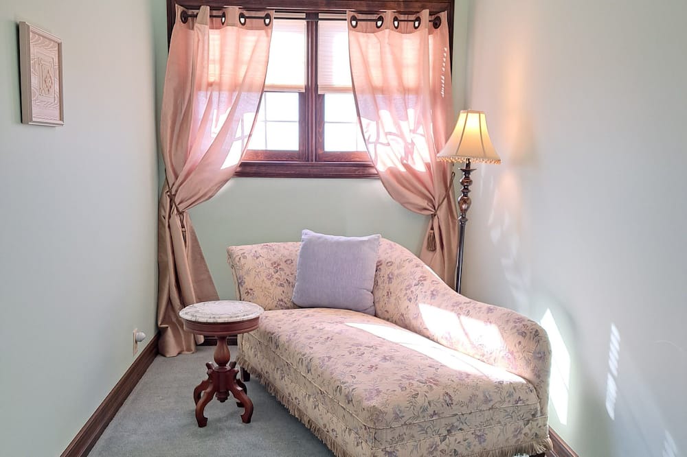 Photo of Bedroom in Martell