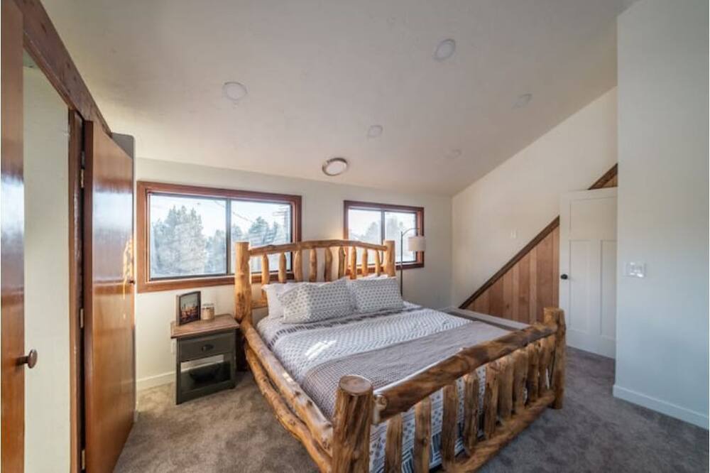 Photo of Bedroom in Central