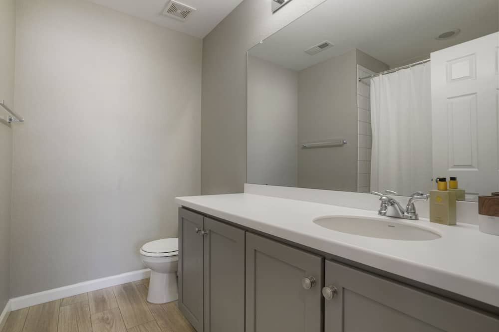 Photo of Bathroom in Watkins