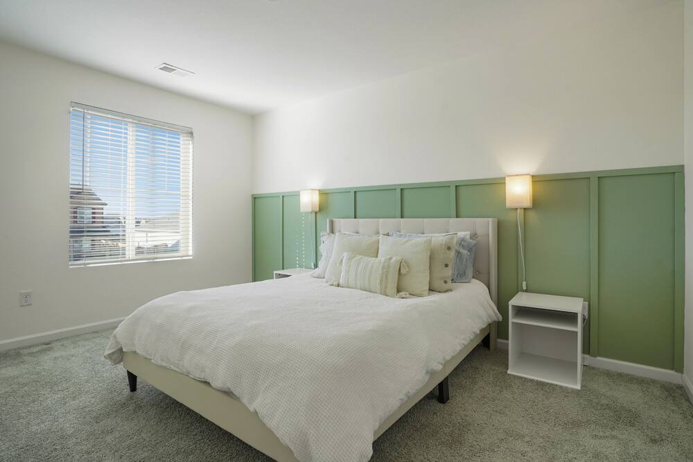 Photo of Bedroom in Watkins