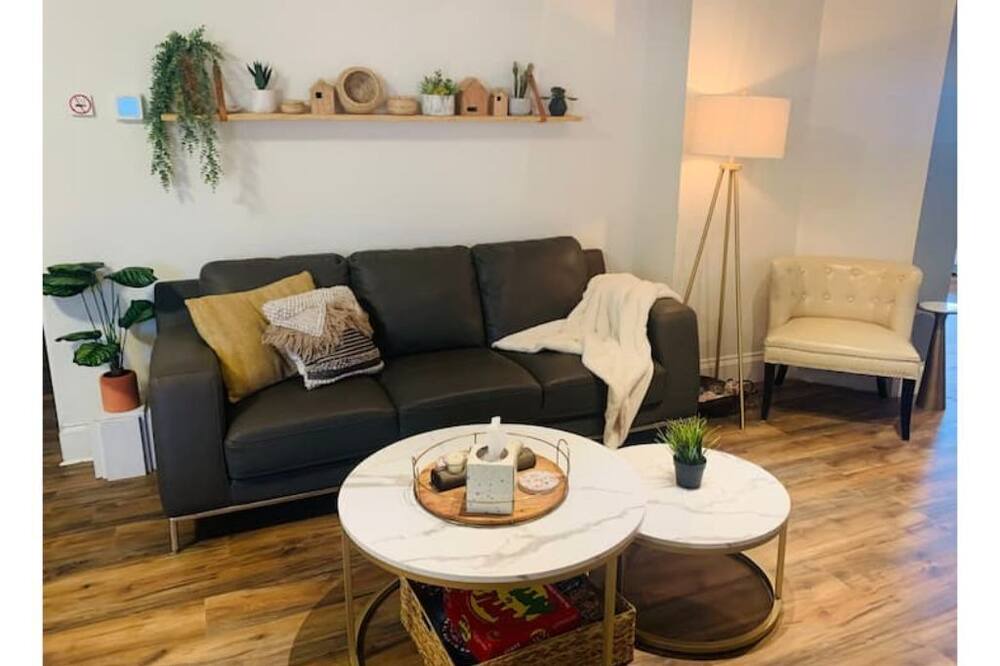 Photo of Livingroom in South Kansas City
