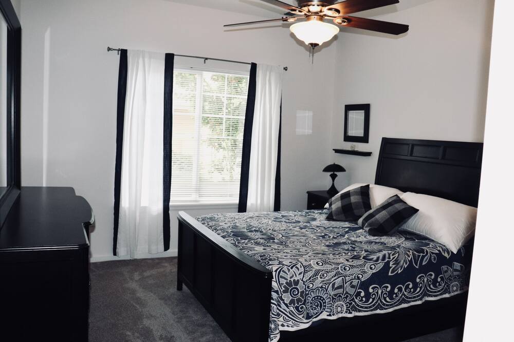 Photo of Bedroom in Centerra