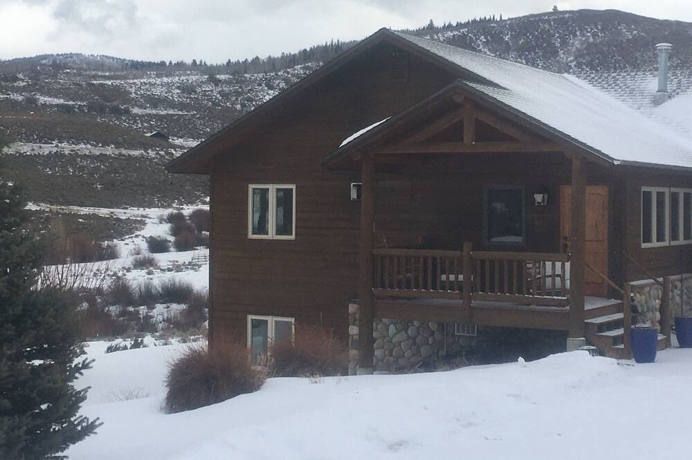 Photo of Outdoor in Oak Creek