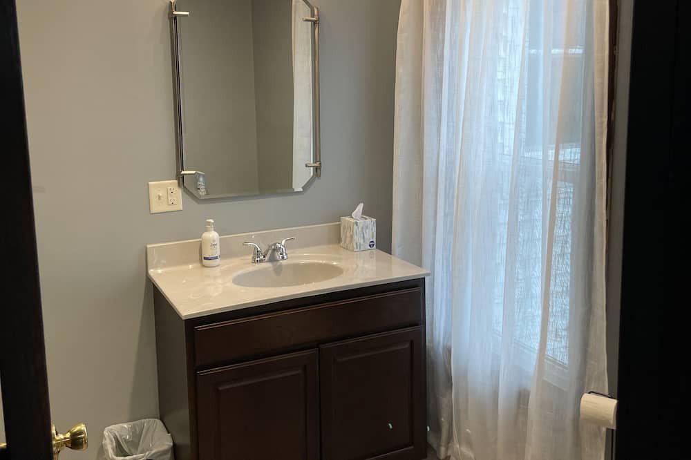 Photo of Bathroom in Prairie Du Chien