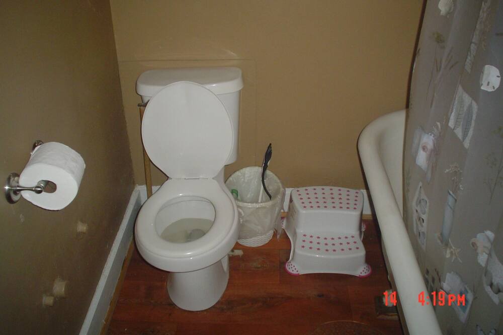Photo of Bathroom in Jetmore