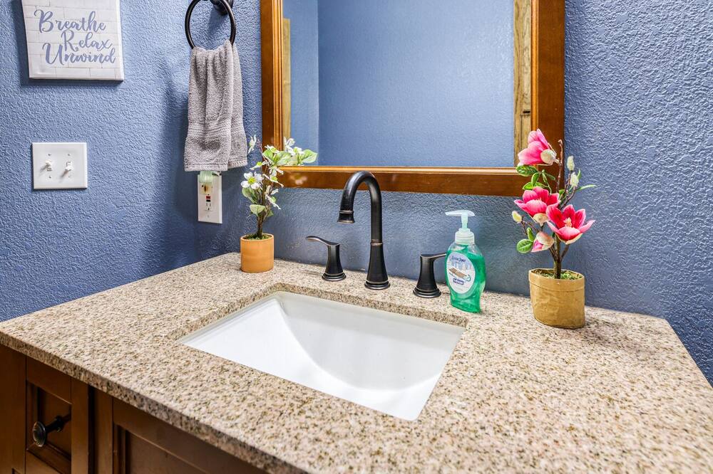 Photo of Bathroom in Wea