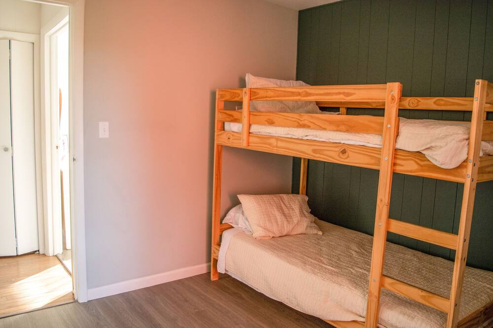 Photo of Bedroom in De Soto