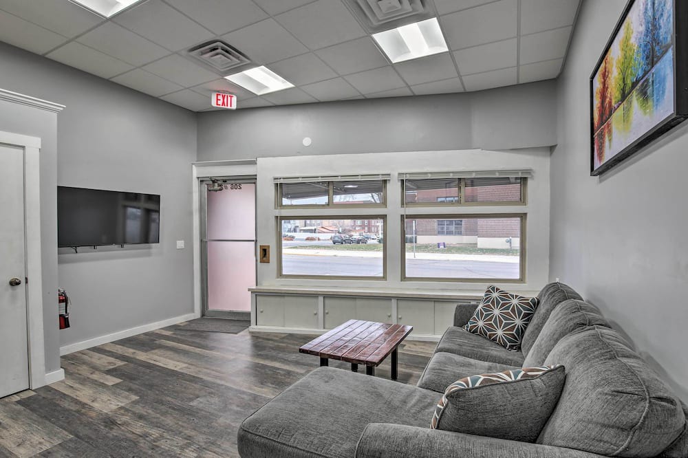 Photo of Livingroom in Albert Lea