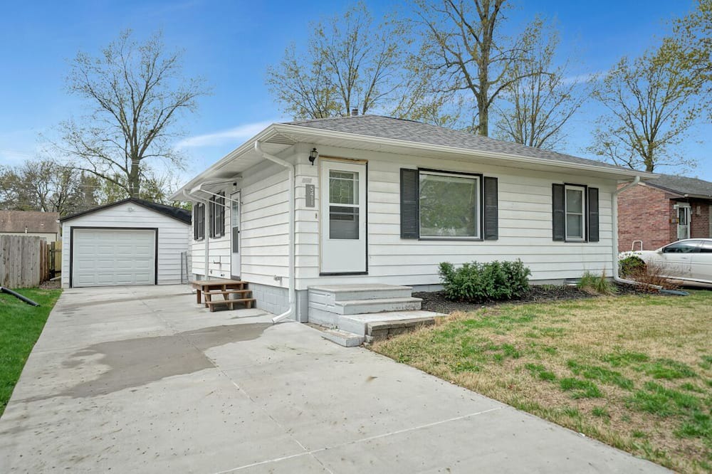 Photo of Outdoor in Lincoln