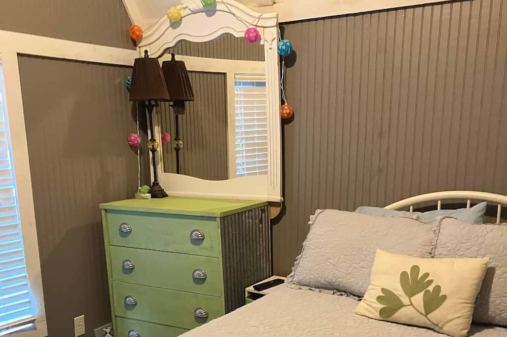 Photo of Bedroom in Neal