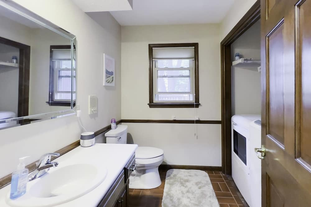 Photo of Bathroom in Overland Park