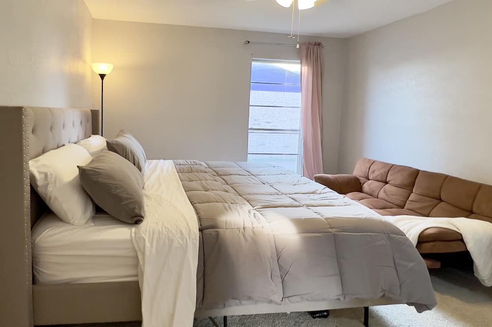 Photo of Bedroom in Harper County