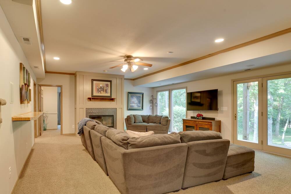 Photo of Livingroom in Bucyrus