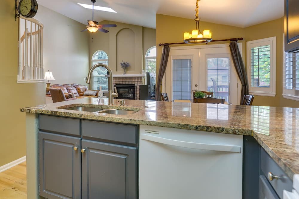 Photo of Kitchen in Stonegate