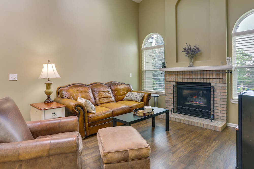 Photo of Livingroom in Stonegate