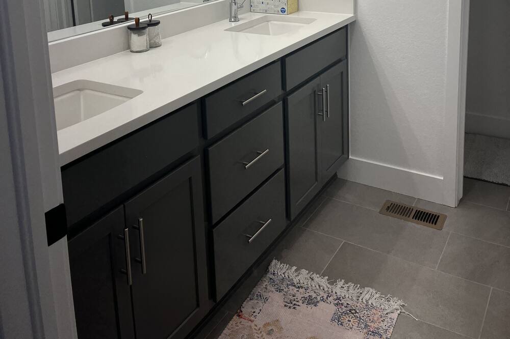 Photo of Bathroom in Broomfield