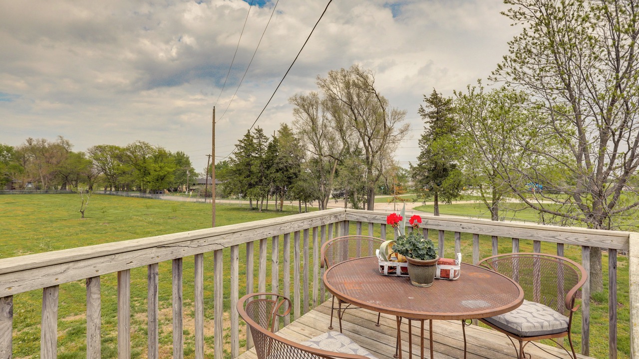Photo of Others in Holmesville