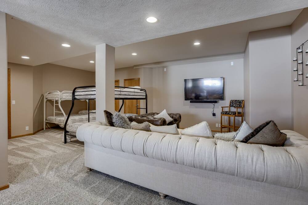 Photo of Livingroom in Omaha