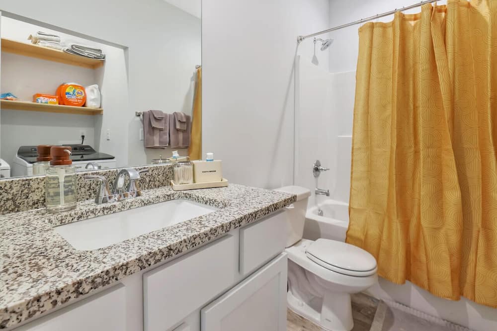 Photo of Bathroom in Bel Aire