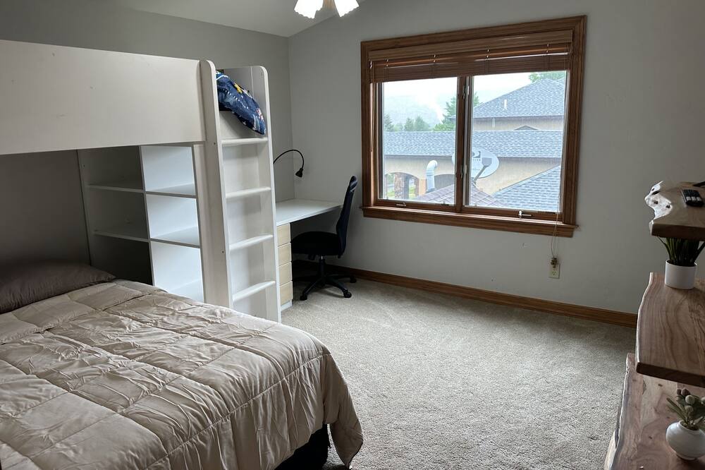 Photo of Bedroom in Gypsum