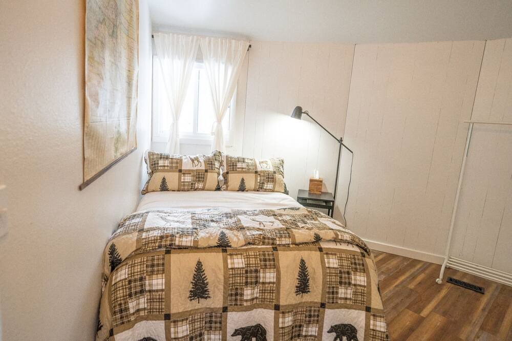 Photo of Bedroom in Blue River