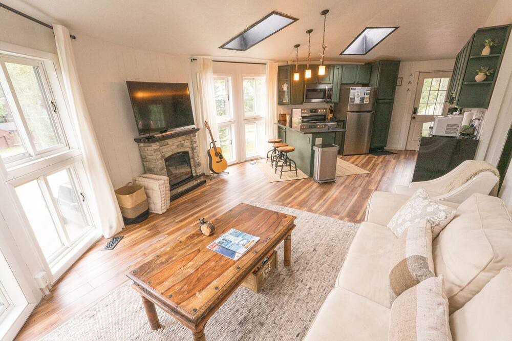 Photo of Livingroom in Blue River