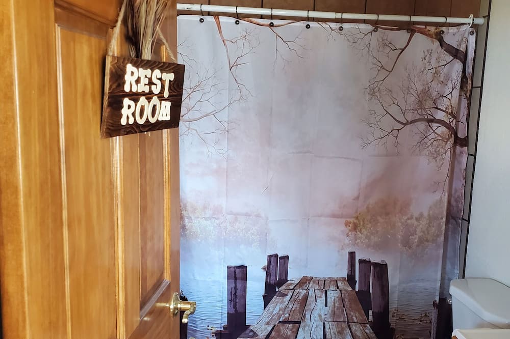 Photo of Bathroom in Alamosa