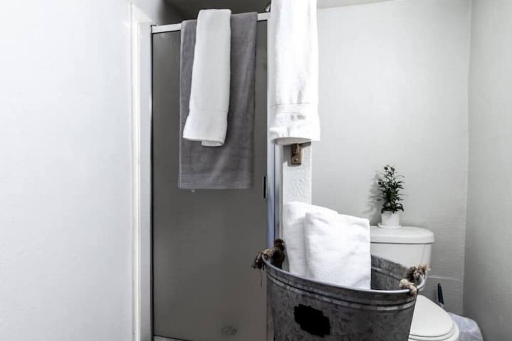 Photo of Bathroom in Excelsior Springs