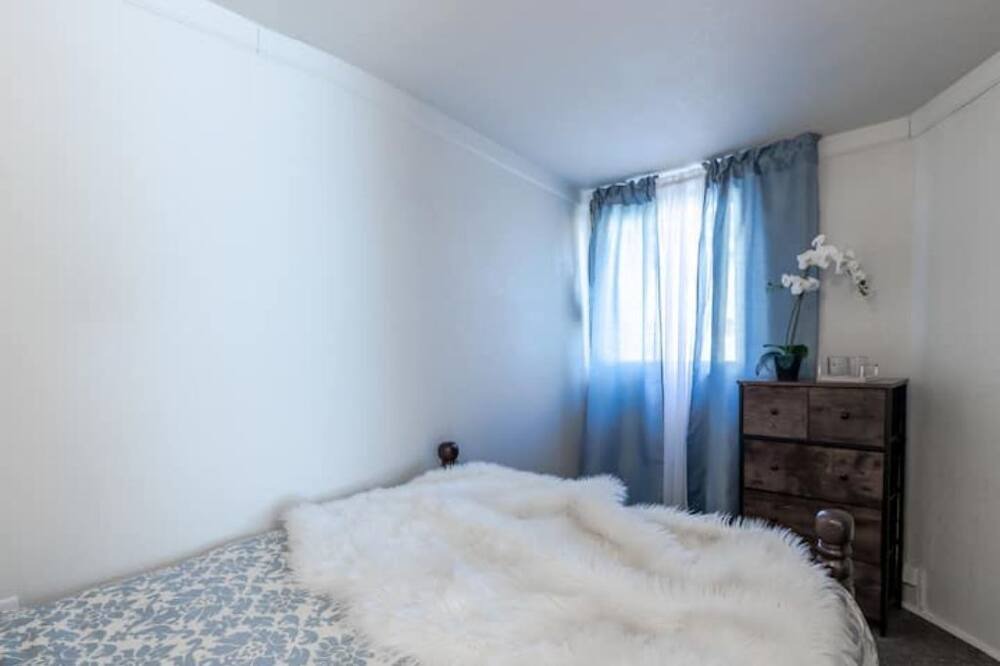 Photo of Bedroom in Excelsior Springs