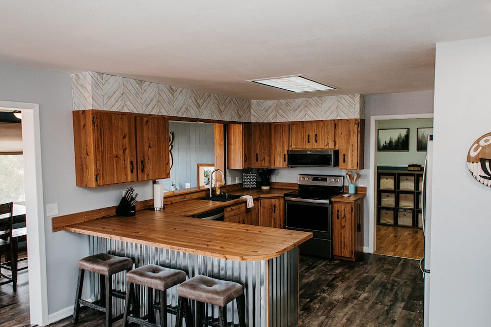 Photo of Kitchen in Whitetail