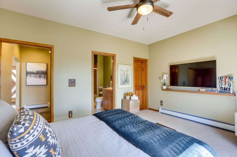 Photo of Bedroom in Hangen Ranch And M and B