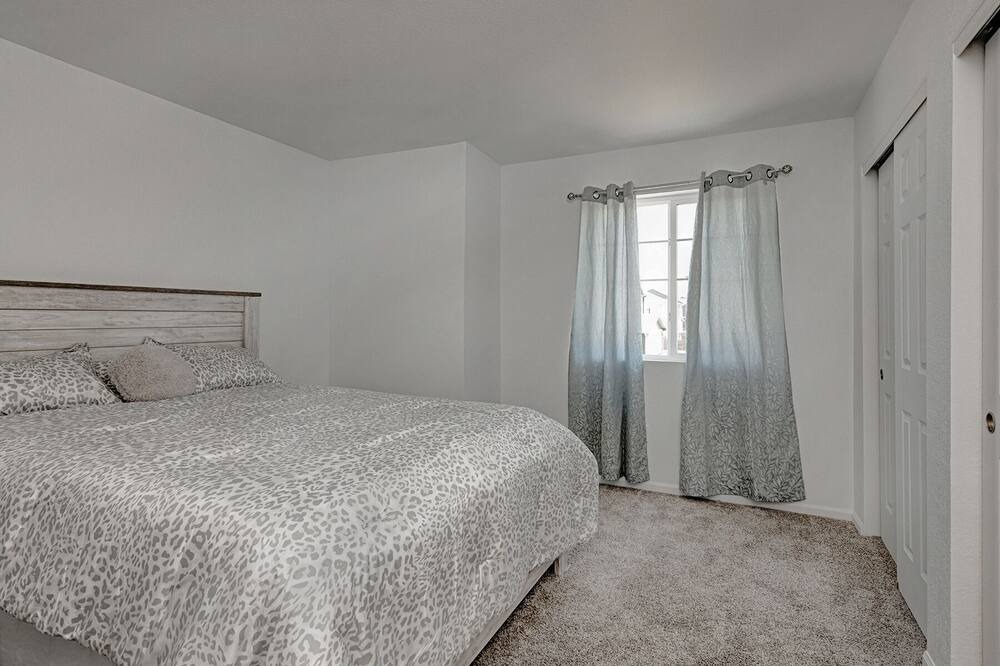 Photo of Bedroom in Watkins