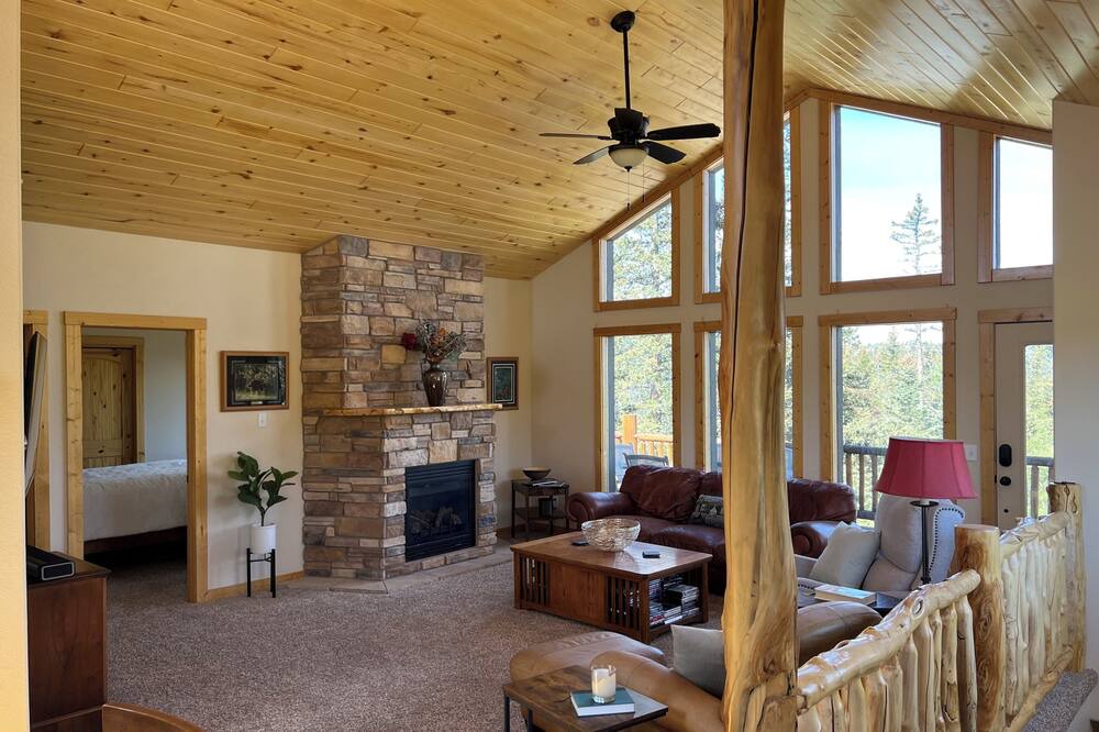 Photo of Livingroom in Indian Mountain