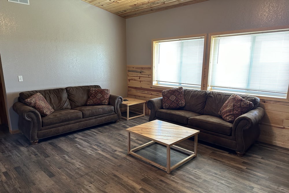 Photo of Livingroom in Gove County
