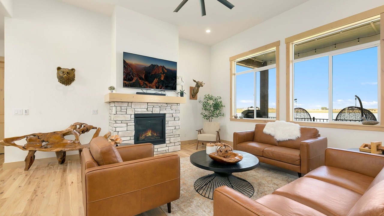 Photo of Livingroom in Centerra