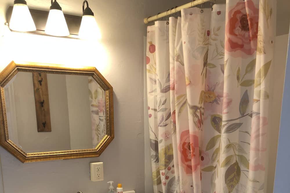 Photo of Bathroom in Saratoga
