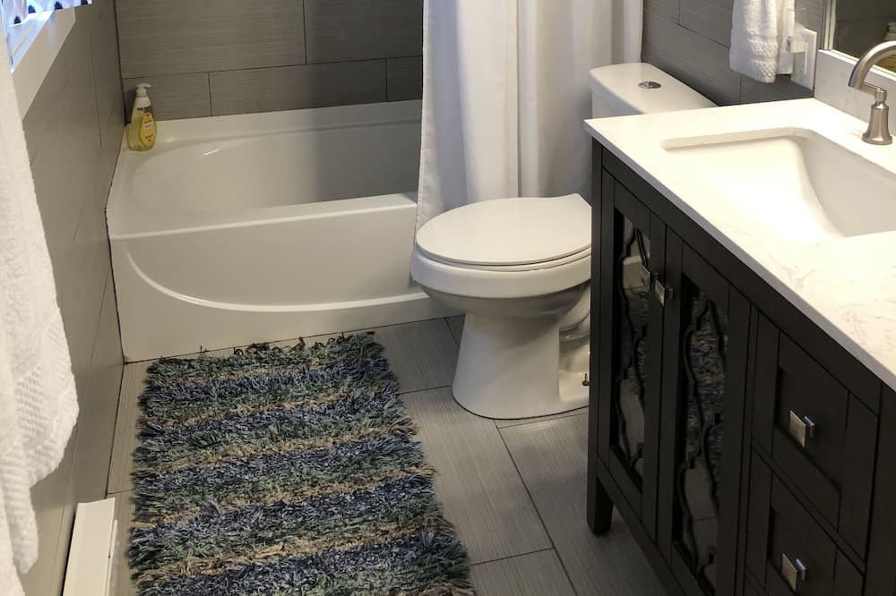 Photo of Bathroom in Saratoga