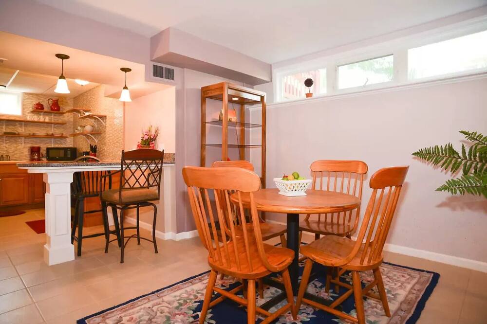 Photo of Kitchen in Kingston Lakes
