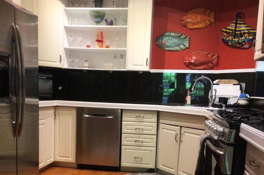Photo of Kitchen in Cheesman Park
