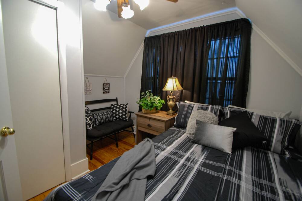 Photo of Bedroom in Sapulpa