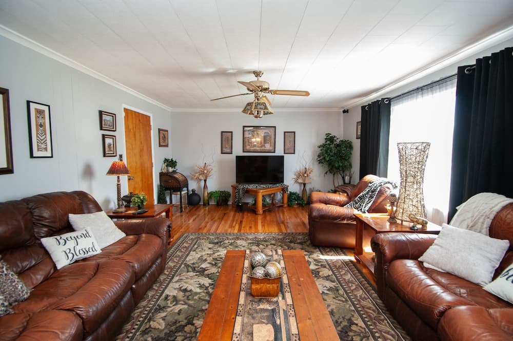 Photo of Livingroom in Sapulpa