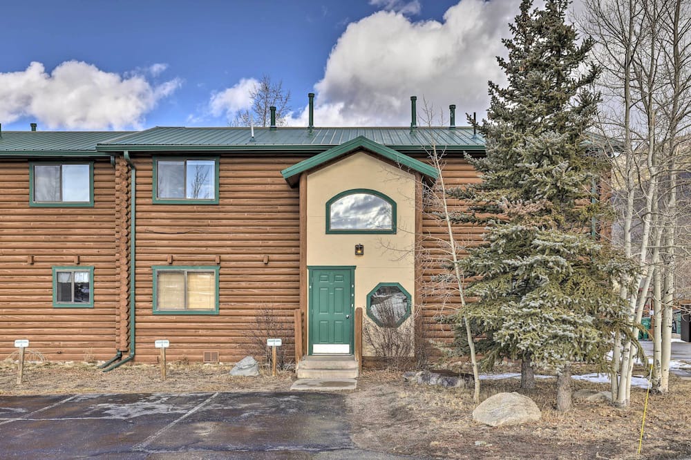 Photo of Outdoor in Summit Cove