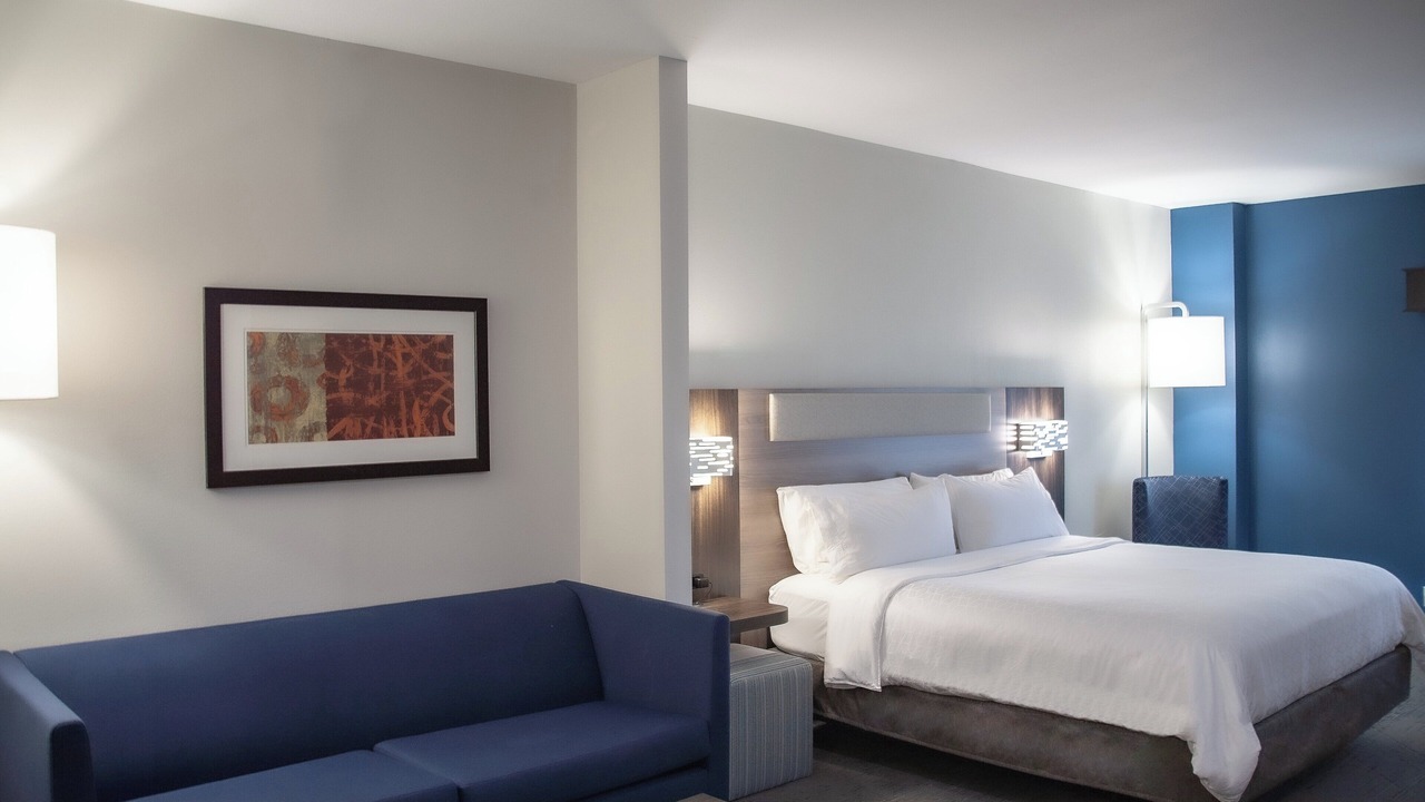 Photo of Bedroom in Overland Park