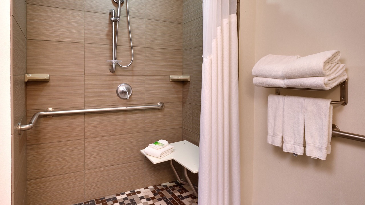 Photo of Bathroom in Overland Park