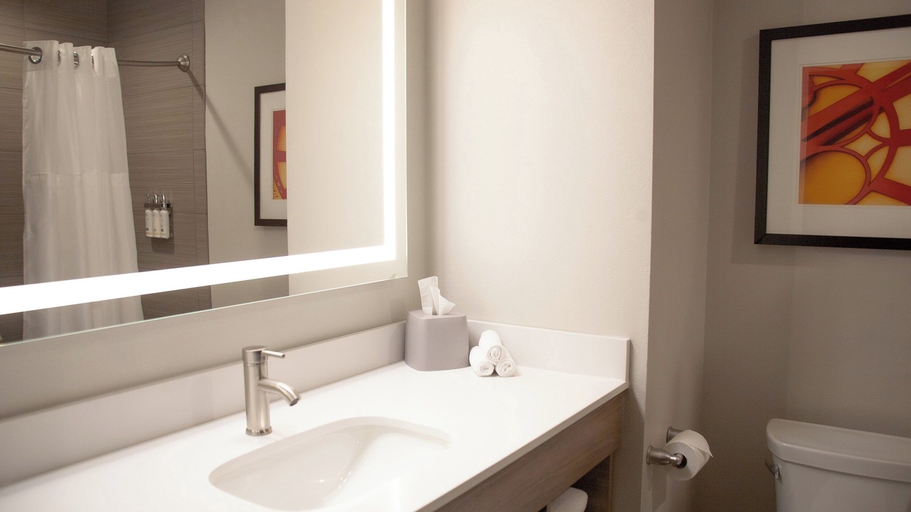 Photo of Bedroom in Overland Park