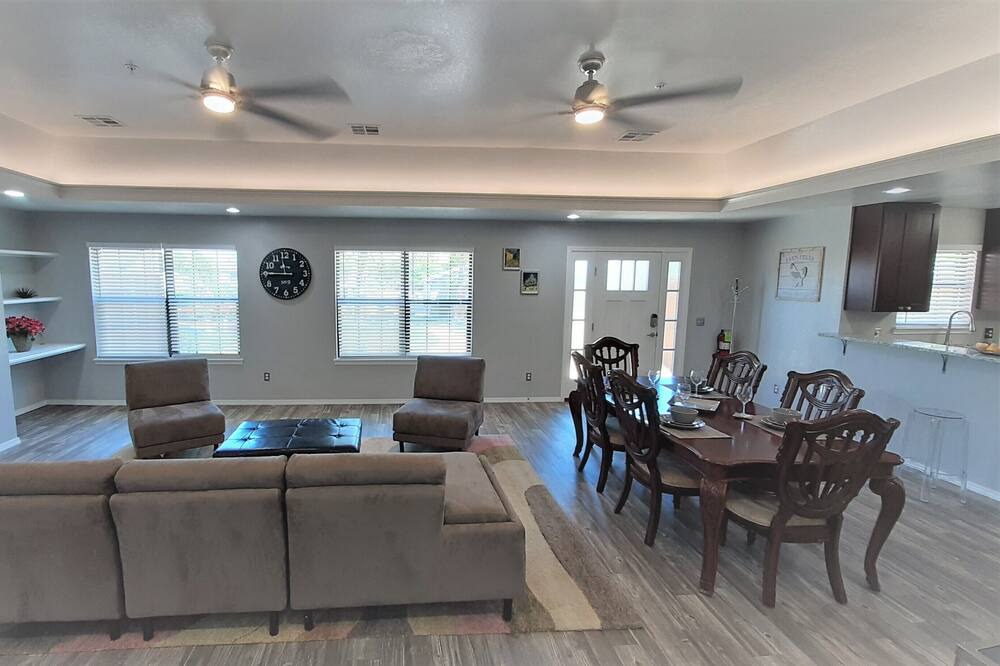 Photo of Bedroom in Central Oklahoma City