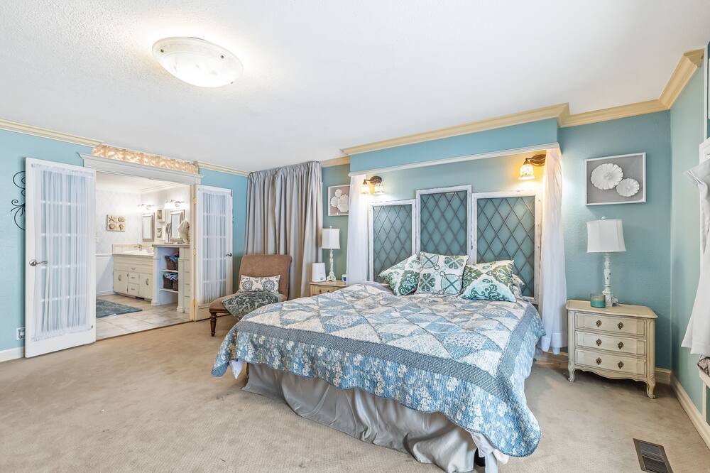 Photo of Bedroom in Bountiful